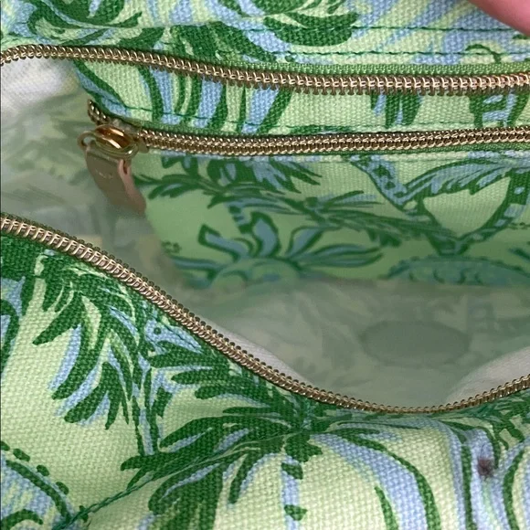 LILLY PULITZER Small Green Tropical Print Bamboo-Handle Tote Bag NWOT - Picture 6 of 6